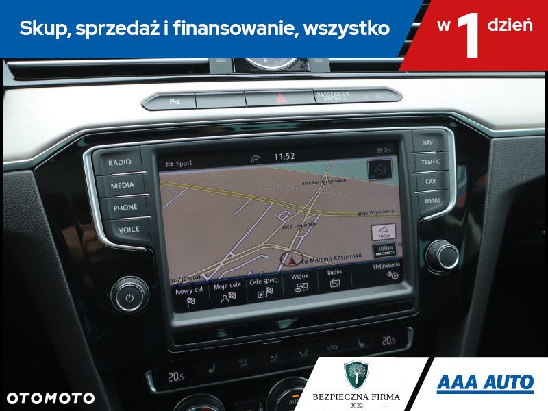 Volkswagen Passat - 17