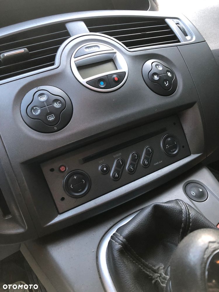 Renault Scenic 1.9 dCi Dynamique - 13