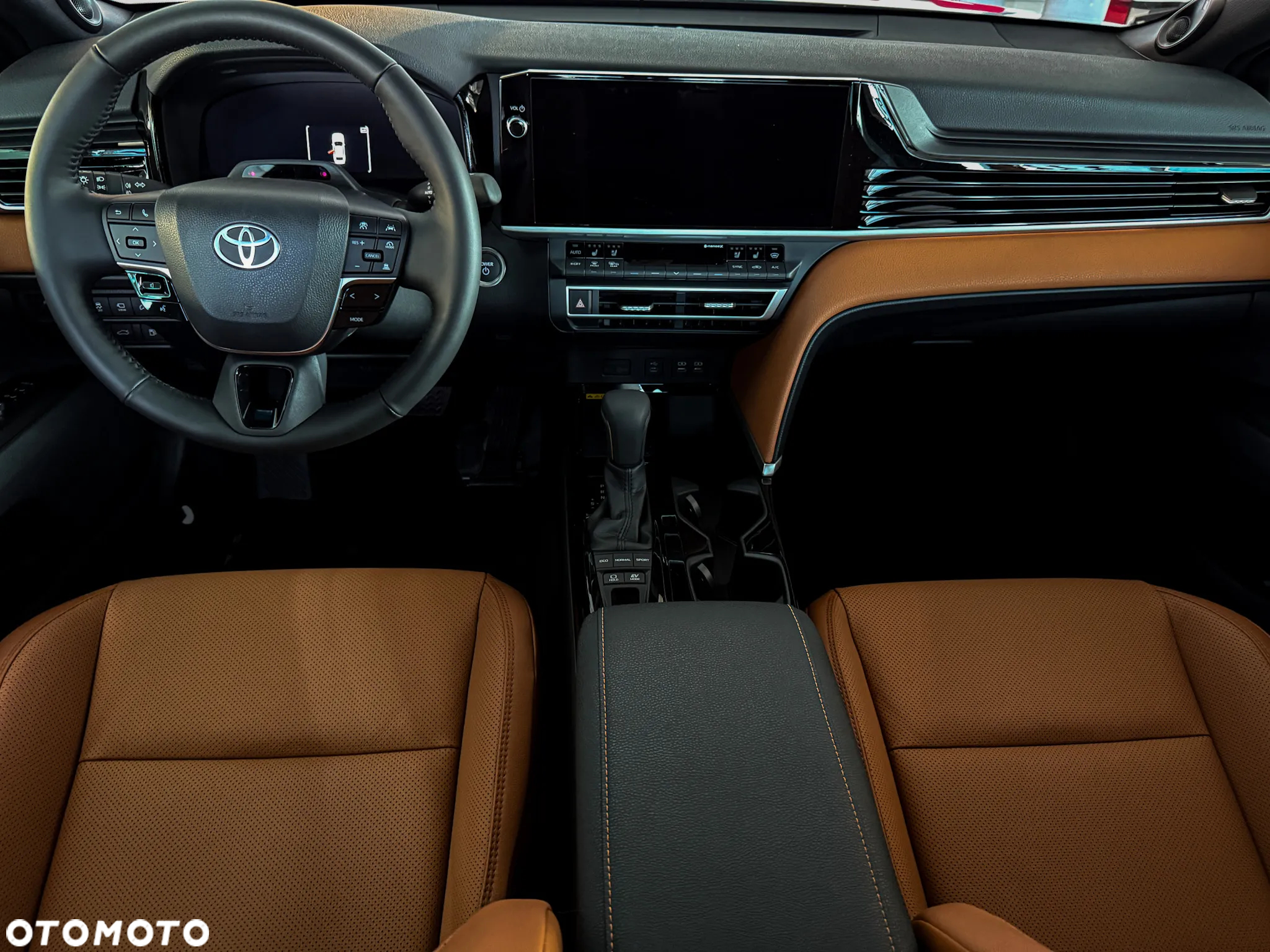 Toyota Camry - 14
