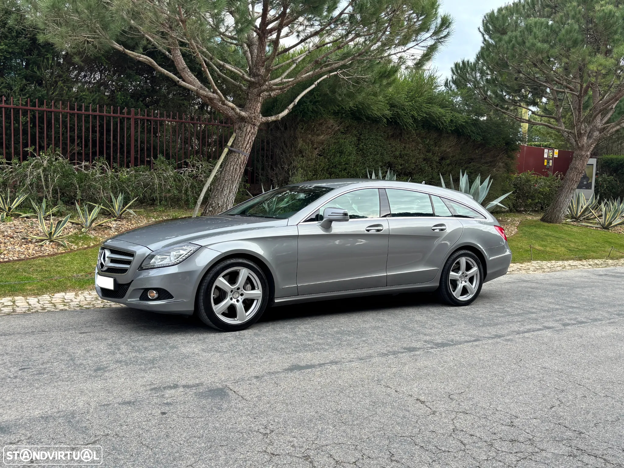 Mercedes-Benz CLS 350 CDi BlueEfficiency Shooting Brake - 2