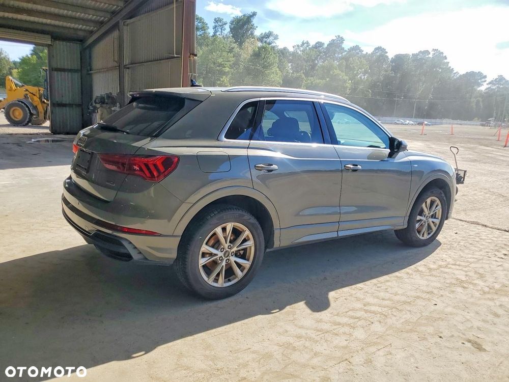 Audi Q3 45 TFSI Quattro S-Line S tronic - 4