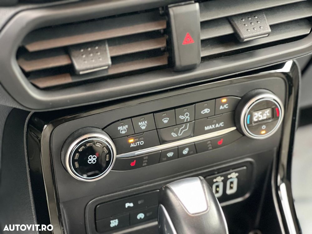 Ford EcoSport - 14