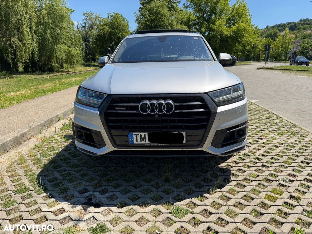 Audi Q7 - 8