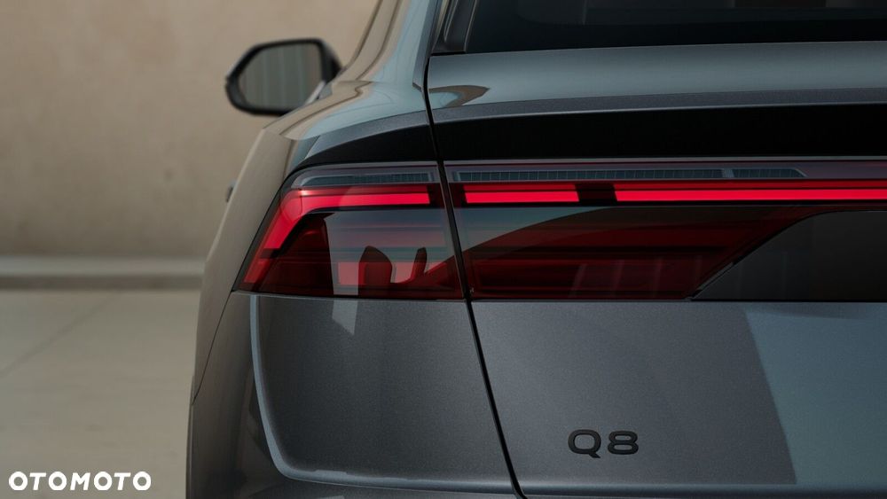 Audi Q8 - 8