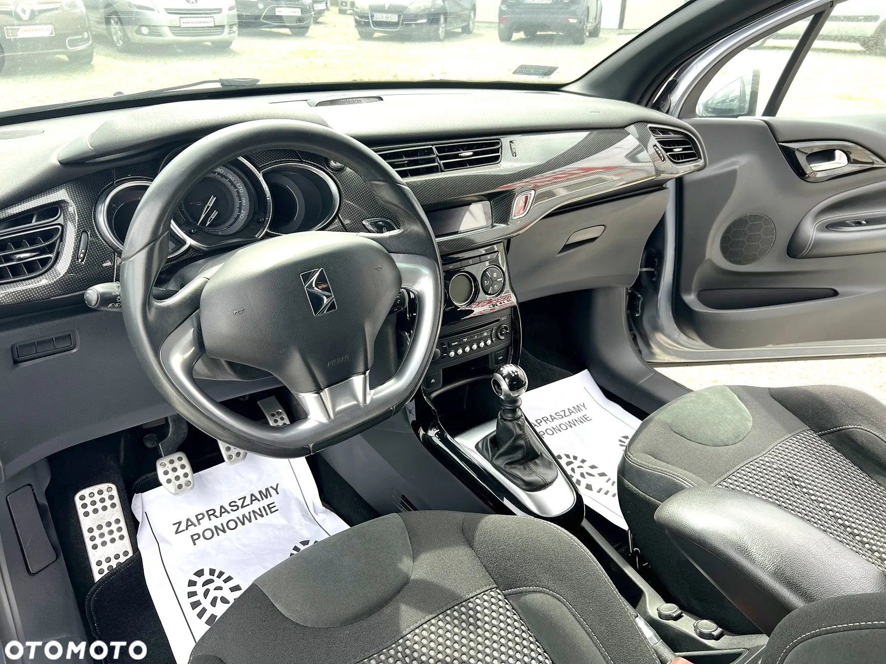 Citroën DS3 1.6 HDi SportChic - 14