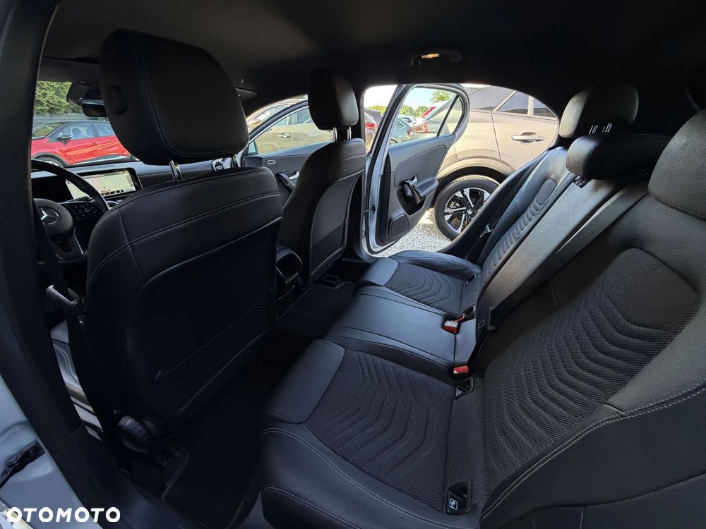 Mercedes-Benz Klasa A 180 d 7G-DCT Edition 1 - 20