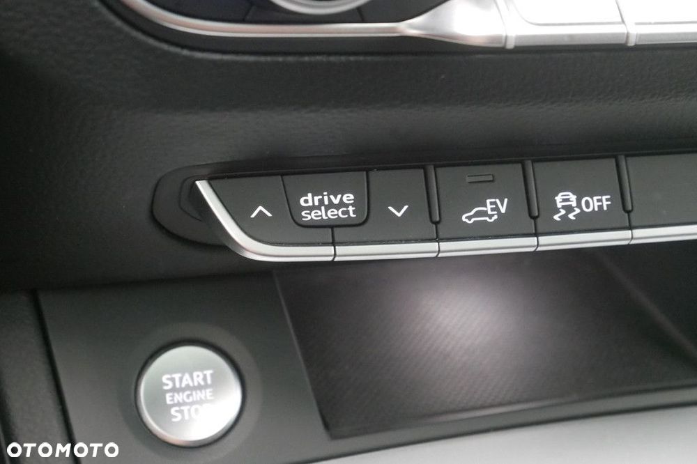 Audi Q5 Sportback - 22