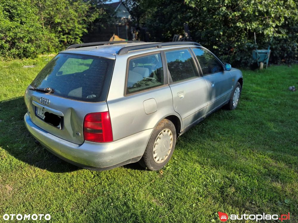 Audi A4 Avant 1.8 - 5