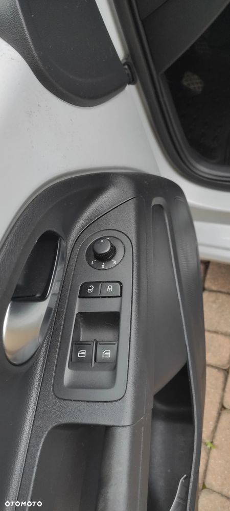 Volkswagen up! 1.0 high Perfectline - 15