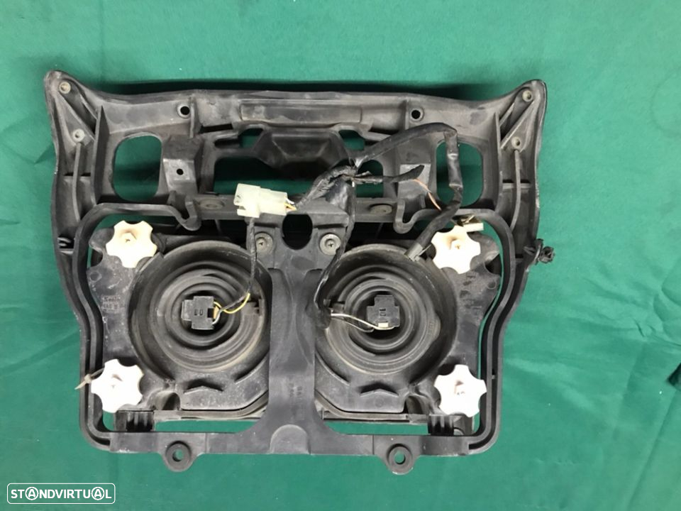 peças suzuki Gsx750F e gsx600f ano 1998 até 2004 gsxf 750 banco farol aranha etc - 2