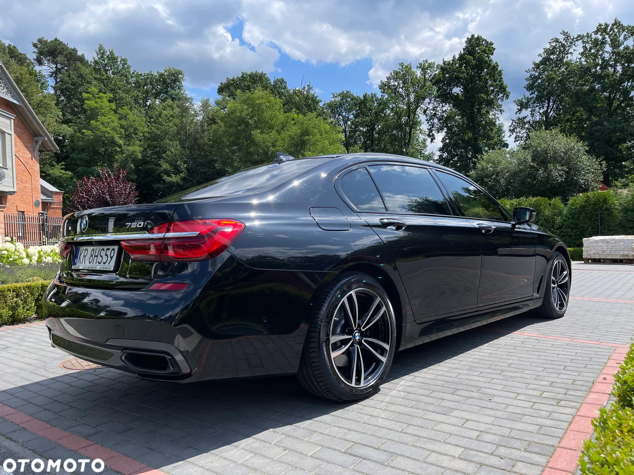BMW Seria 7 750Li xDrive - 3