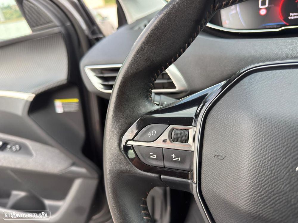 Peugeot 3008 1.5 BlueHDi Active Pack - 23