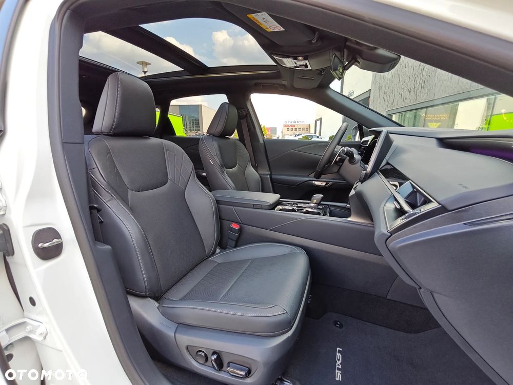 Lexus RX 450h+ F Sport Design - 14