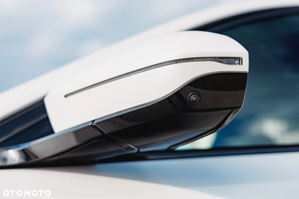 BMW Seria 5 520d xDrive M Sport sport - 9