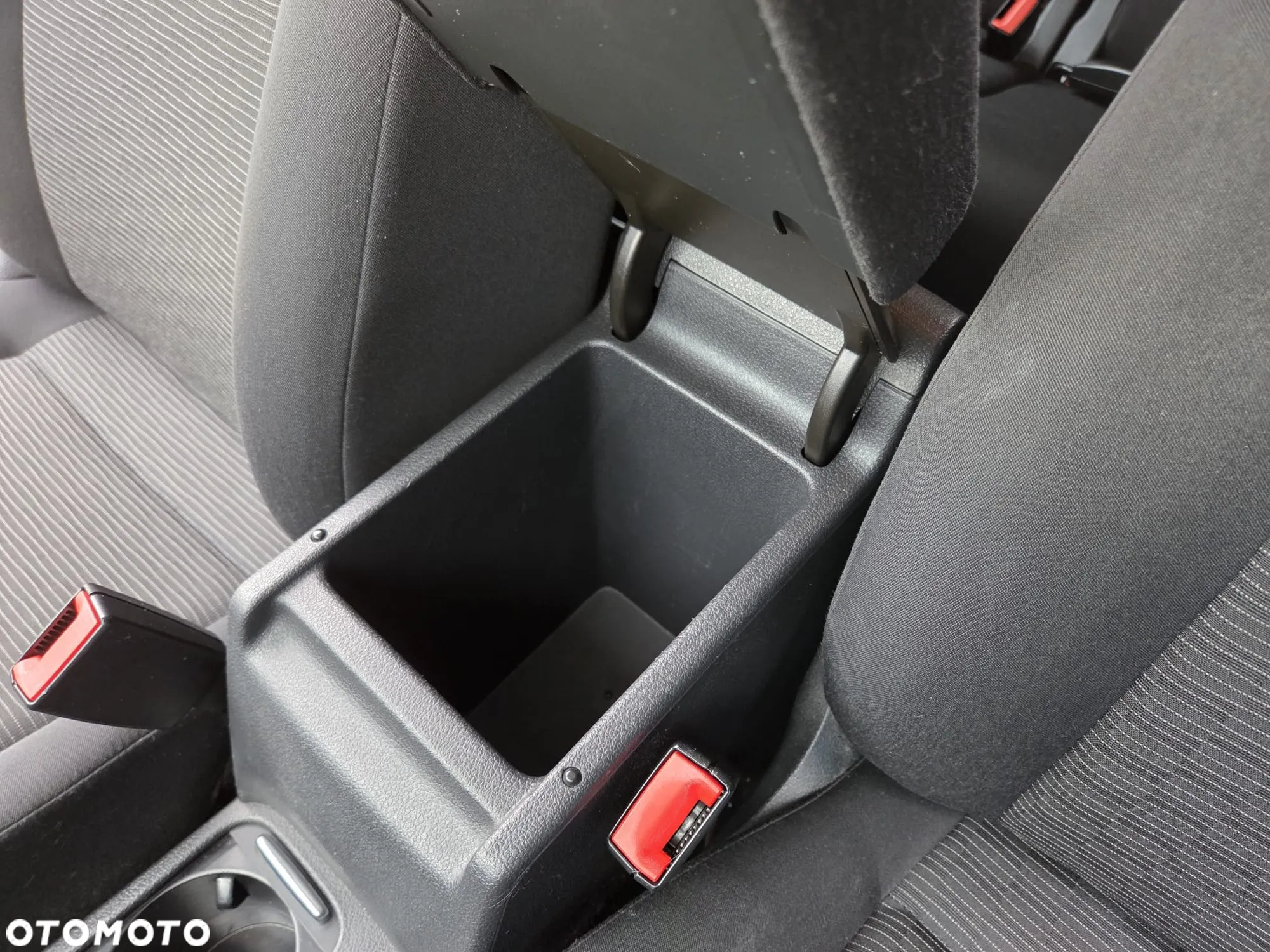 Volkswagen Tiguan - 8
