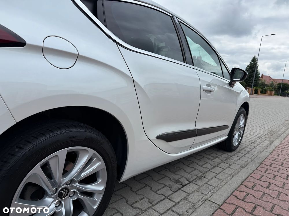 Citroën DS4 1.6 VTi SoChic - 15