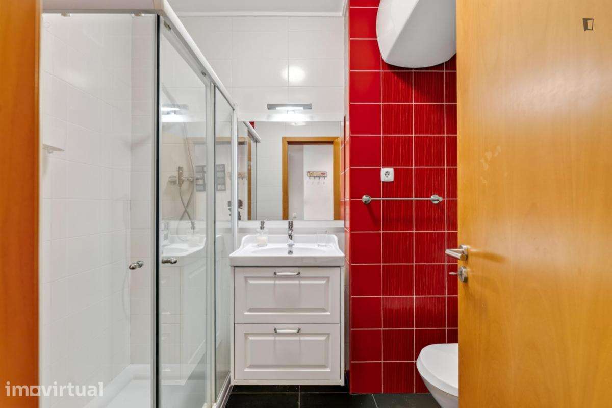 Apartamento com 1 quartos - localizado em Costa da Caparica Lisbon - Grande imagem: 3/43