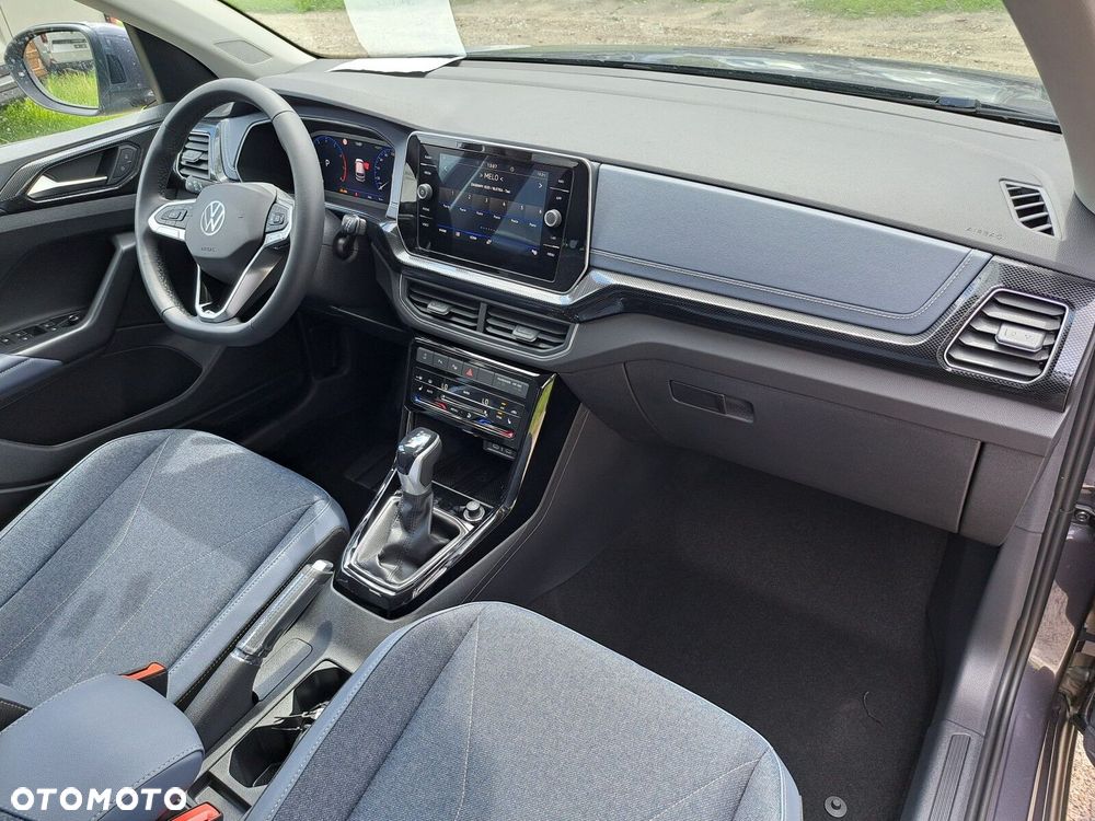 Volkswagen T-Cross - 16