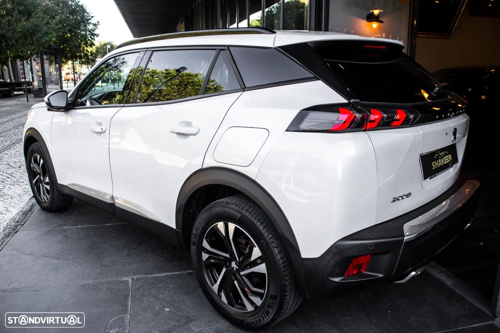 Peugeot 2008 1.2 PureTech Allure EAT8 - 6