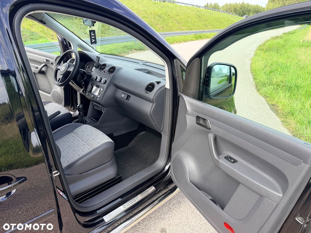Volkswagen Caddy - 10