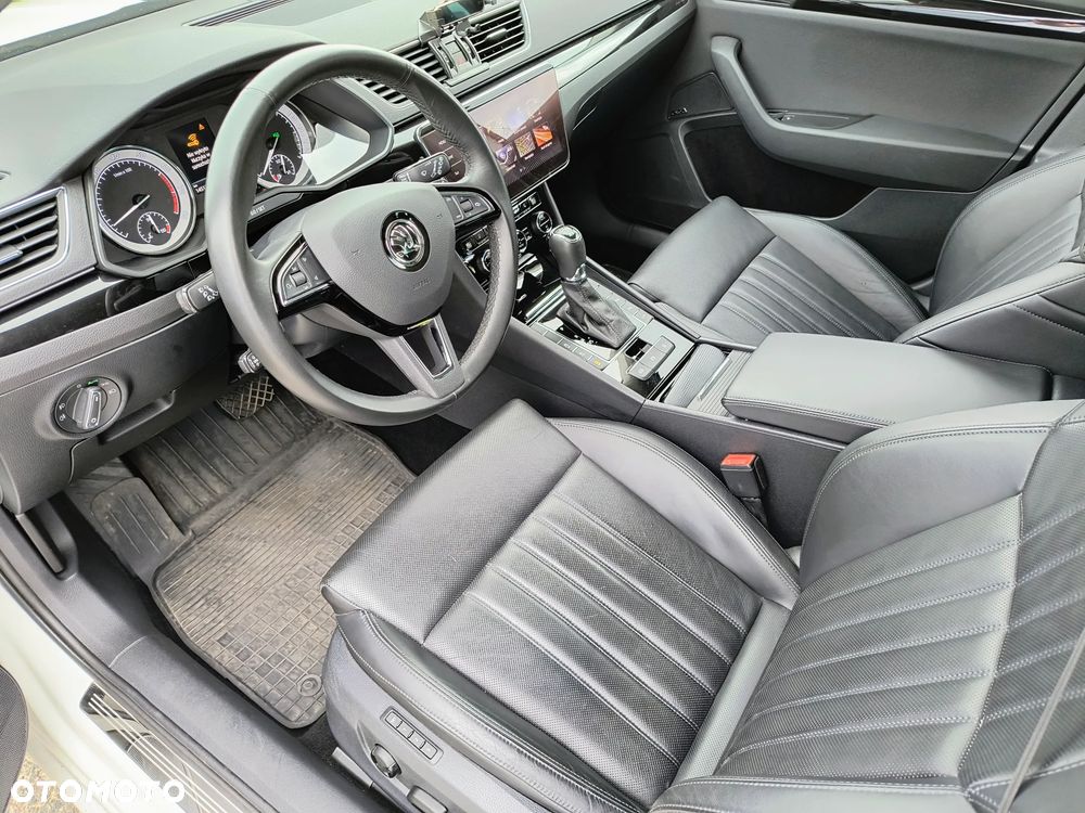 Skoda Superb 2.0 TSI 4x4 DSG L&K - 25