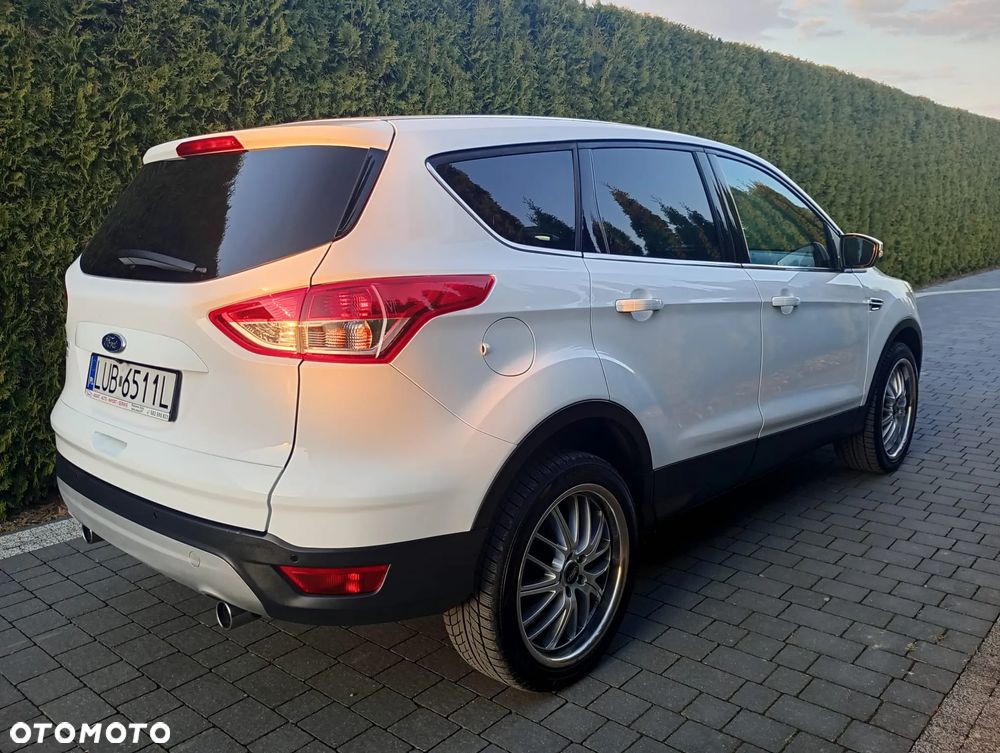 Ford Kuga - 4