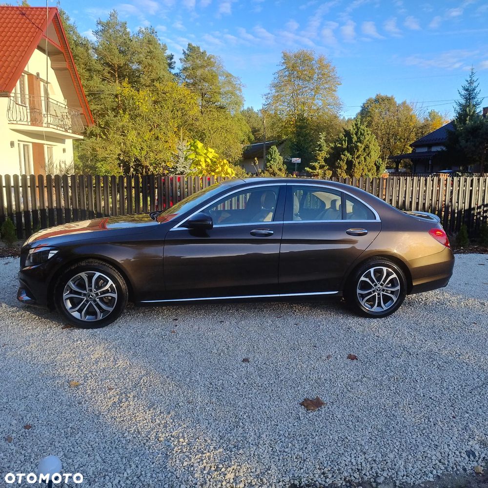 Mercedes-Benz C-Class 2017 photo 2