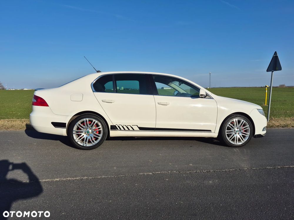 Skoda Superb 2.0 TDI PD Elegance - 5