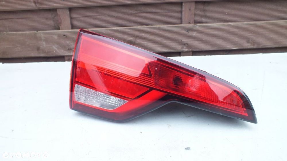 LAMPA TYLNA LEWA AUDI A4 W8 B9 KOMBI - 1