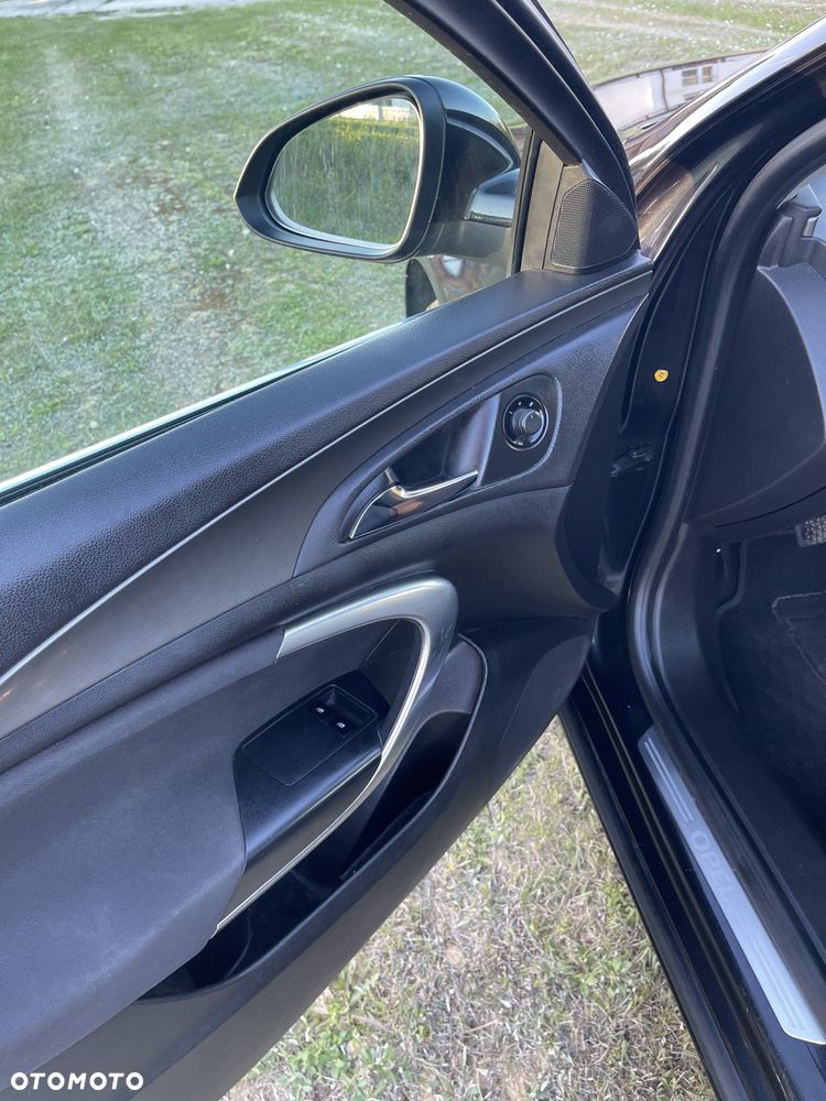 Opel Insignia 2.0 CDTI - 11