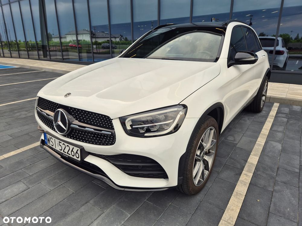 Mercedes-Benz GLC 300 4Matic 9G-TRONIC AMG Line Plus - 2