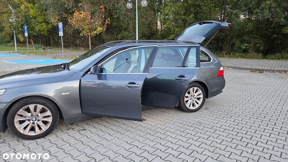 BMW Seria 5 - 21