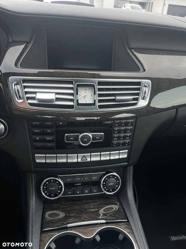 Mercedes-Benz CLS 500 4Matic 7G-TRONIC - 26