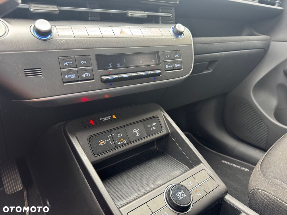 Hyundai Kona - 8