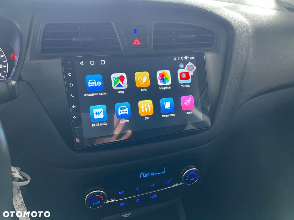 Hyundai i20 - 15