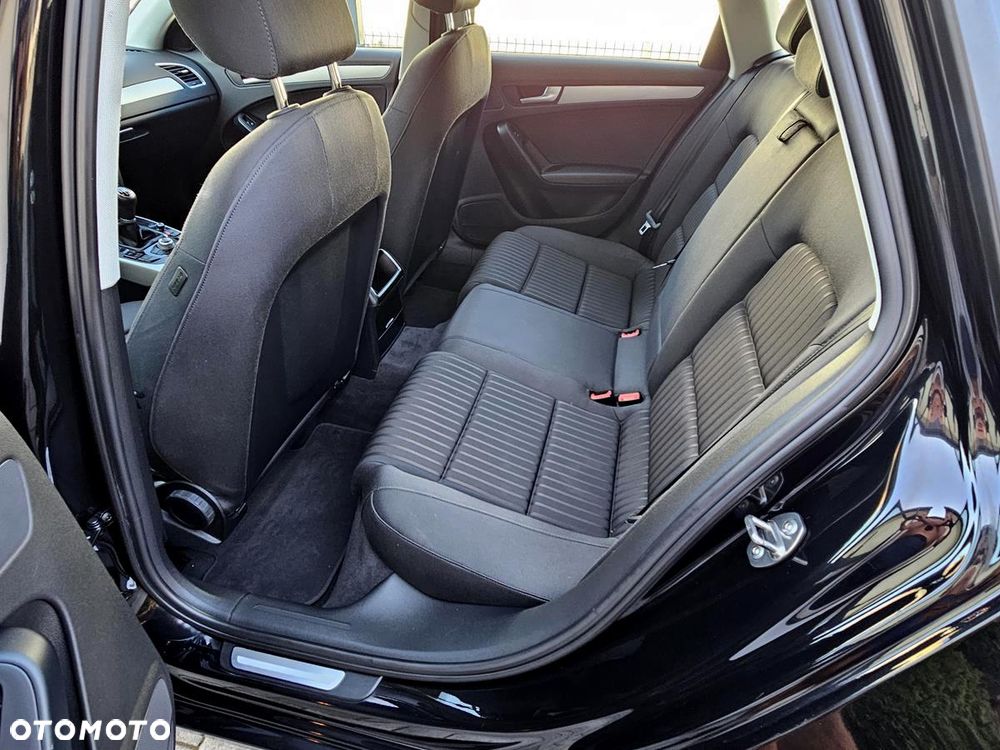Audi A4 Avant 2.0 TDI DPF Ambiente - 25