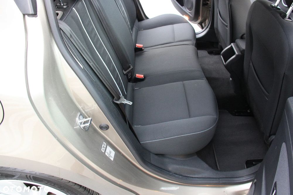 Renault Megane 1.6 16V Dynamique Euro5 - 21