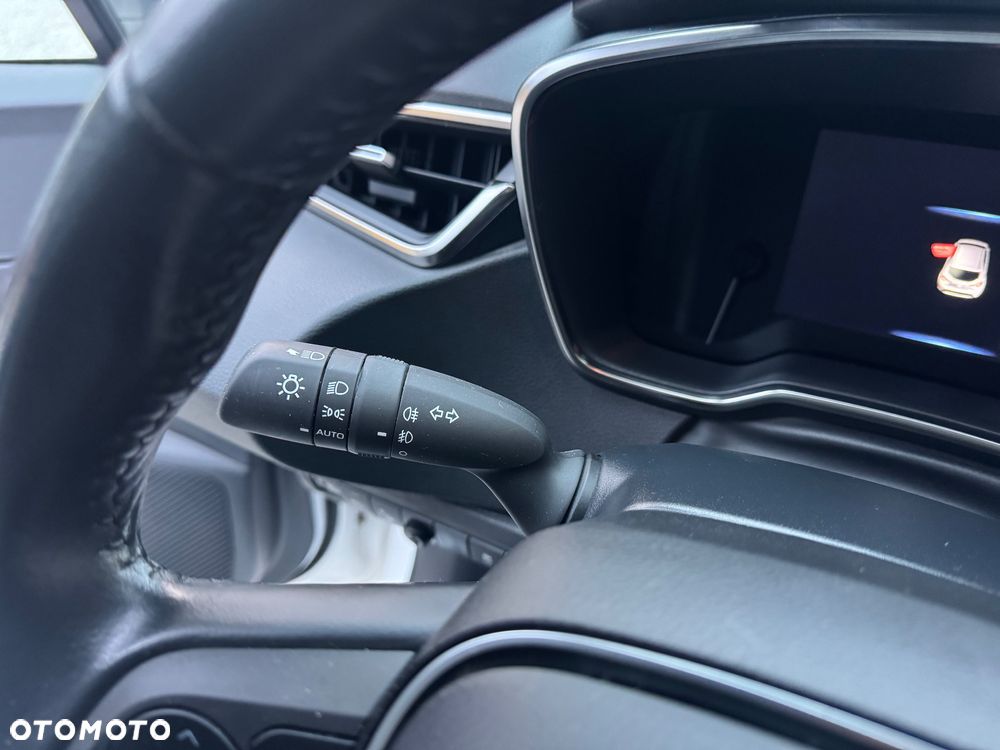 Toyota Corolla 1.8 Hybrid Comfort - 19