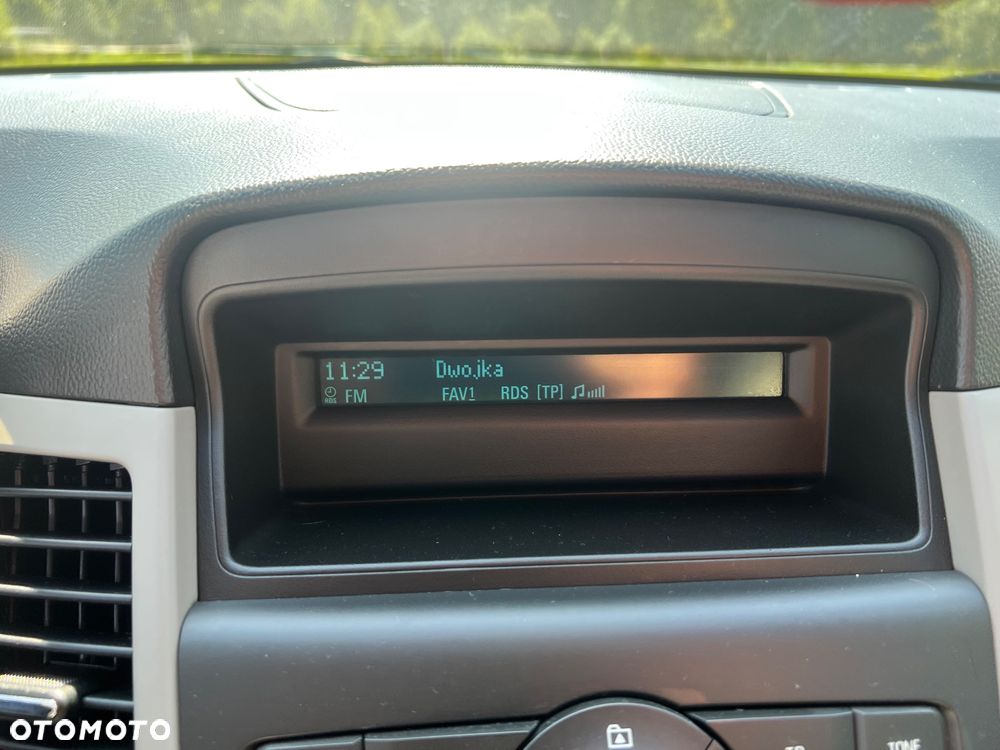 Chevrolet Cruze 1.6 LS - 14