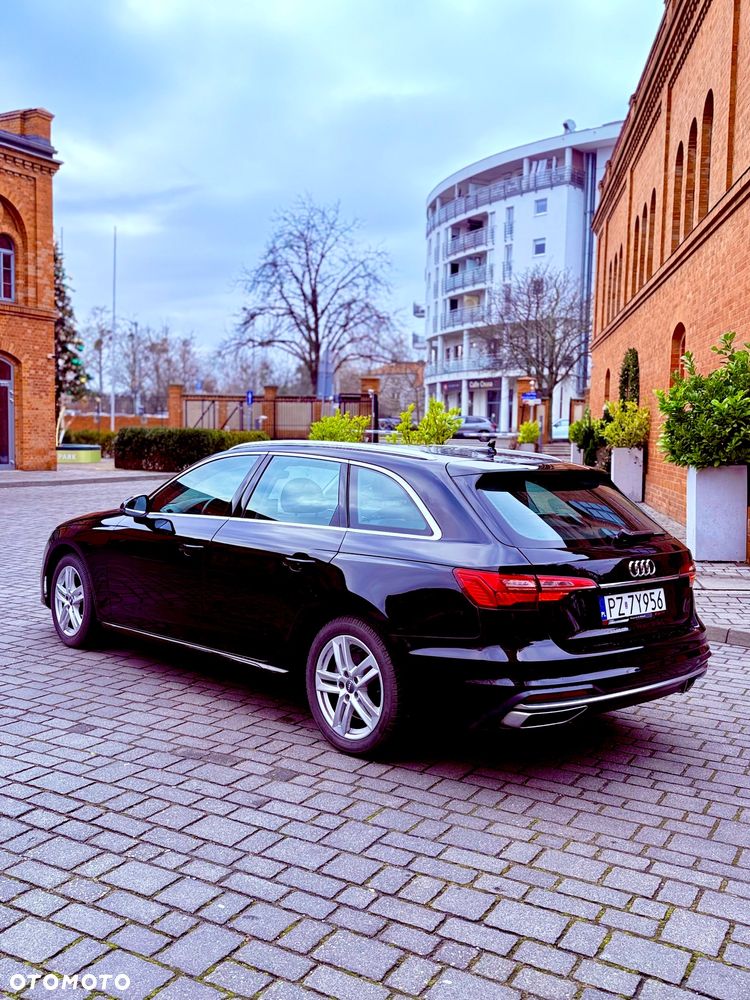 Audi A4 Avant 40 TFSI S tronic - 9