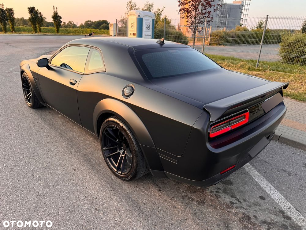 Dodge Challenger 6.2 Hellcat Widebody - 15
