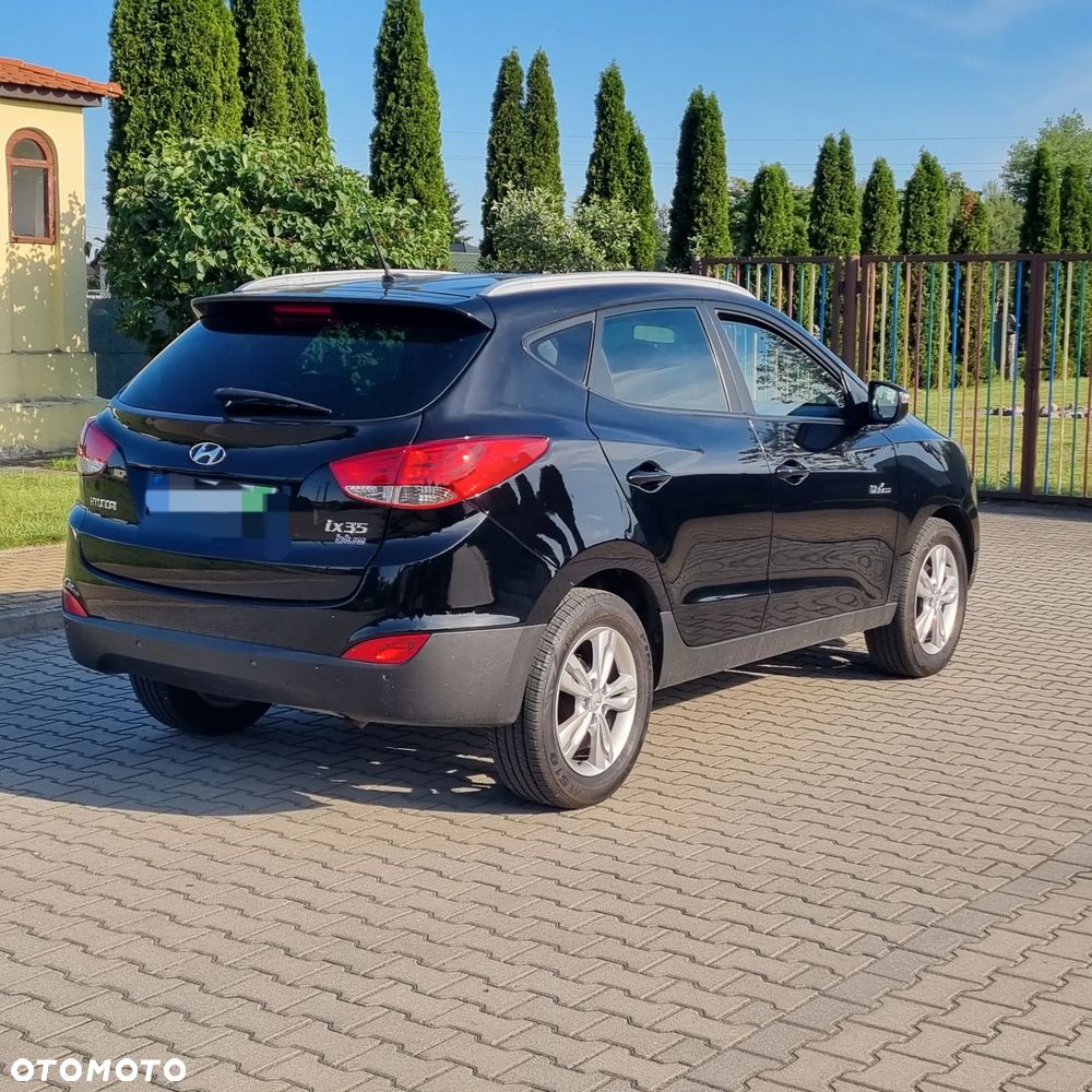 Hyundai ix35 1.7 CRDi 2WD blue Trend - 17