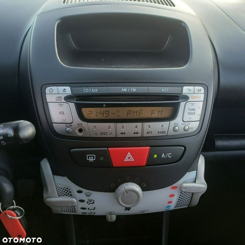 Toyota Aygo - 14