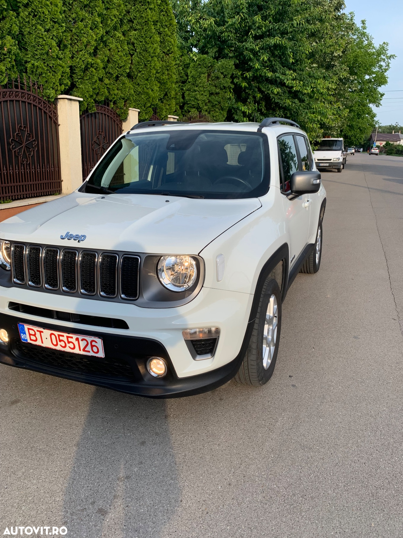 Jeep Renegade 1.3 T-GDI 4xe PLUG-IN Hybrid Automatik Summit - 6