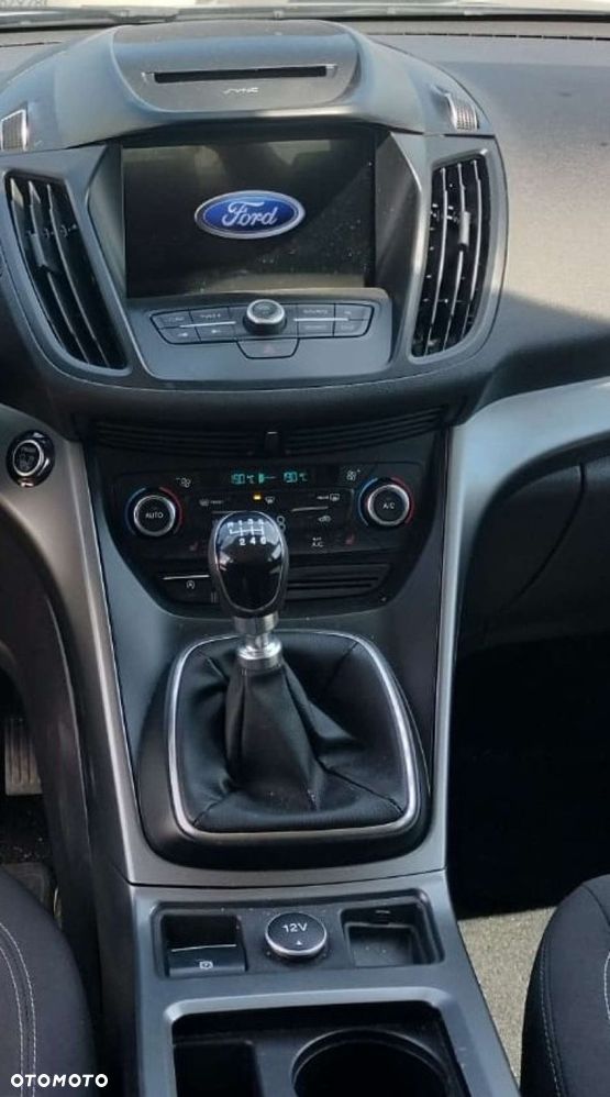 Ford Kuga - 11