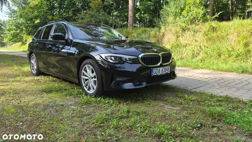 BMW Seria 3 318i Advantage - 4