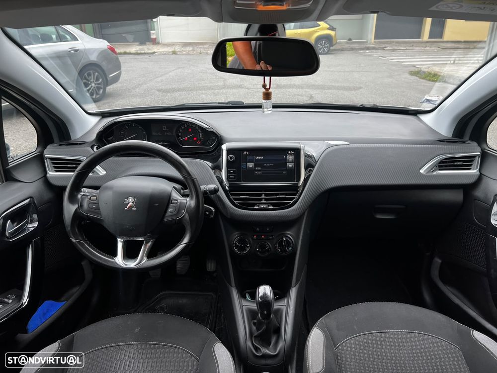 Peugeot 208 1.6 BlueHDi Style - 8