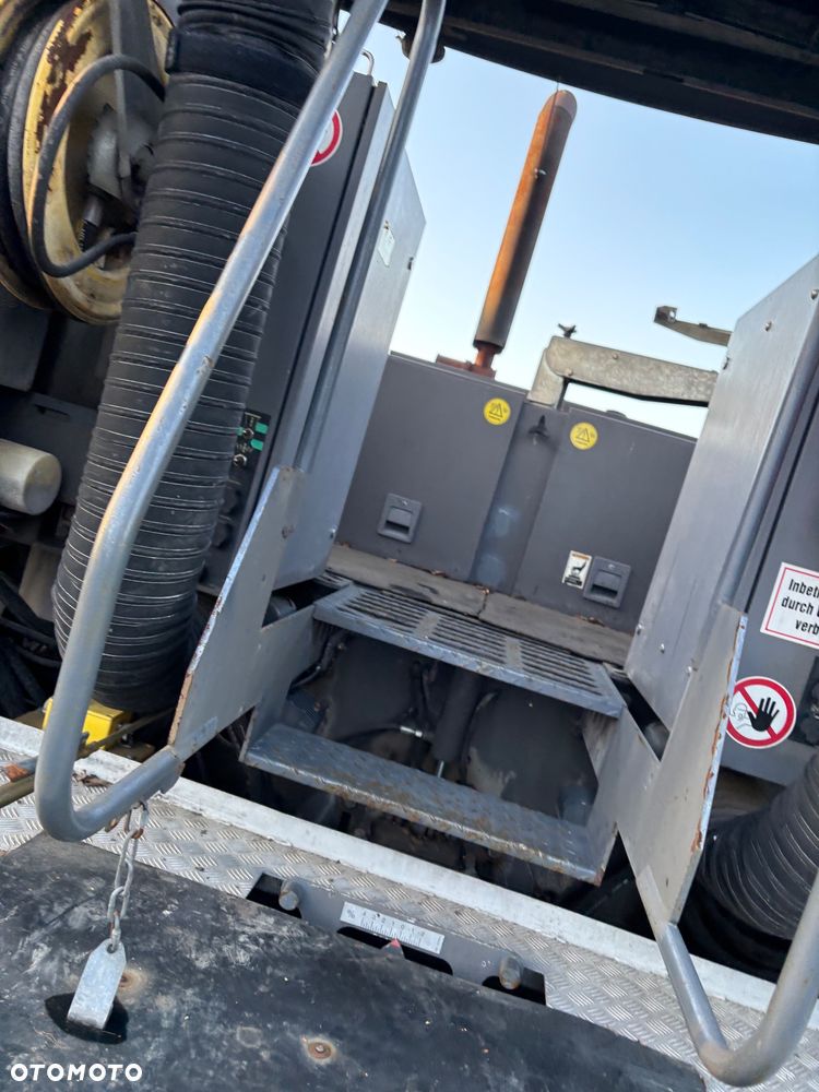 Volvo P7820C ABG Rozściełacz Asfaltu na gąsienicach 2017rok układarka 2,5-5m Niwelacja, stan bdb import - 36