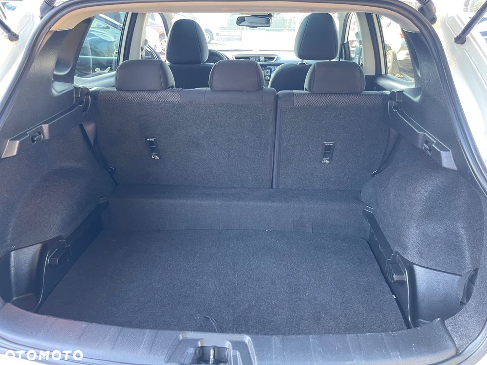 Nissan Qashqai 1.2 DIG-T N-Connecta - 15
