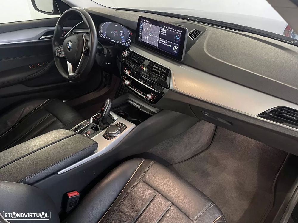 BMW 520 e - 19